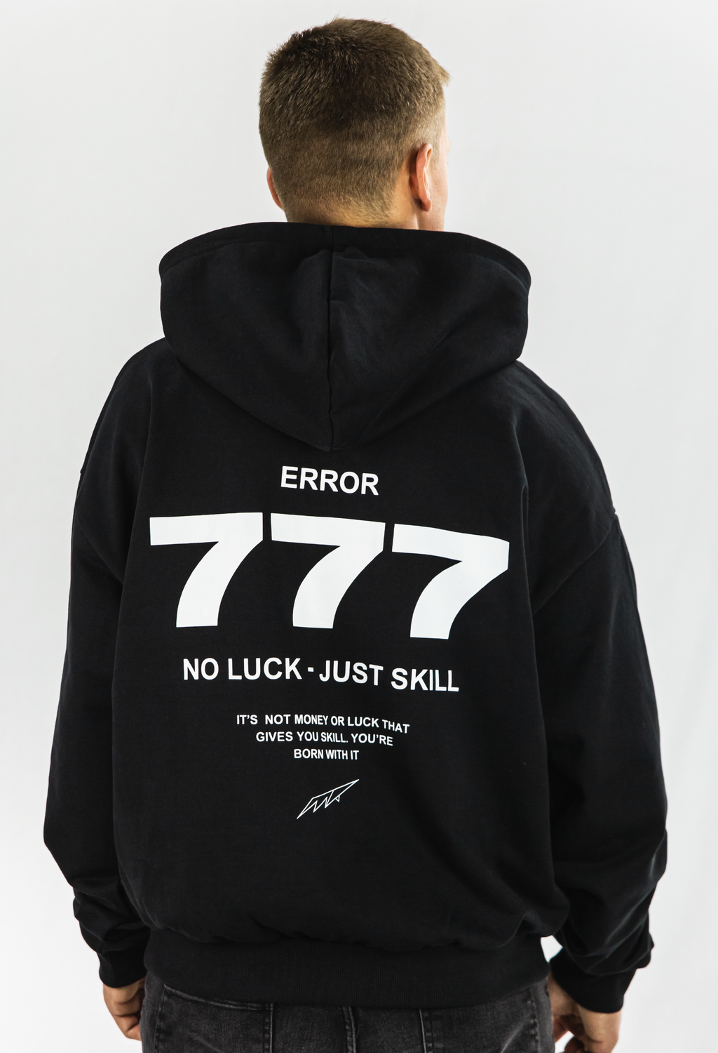 ERROR 777 HOODIE BLACK