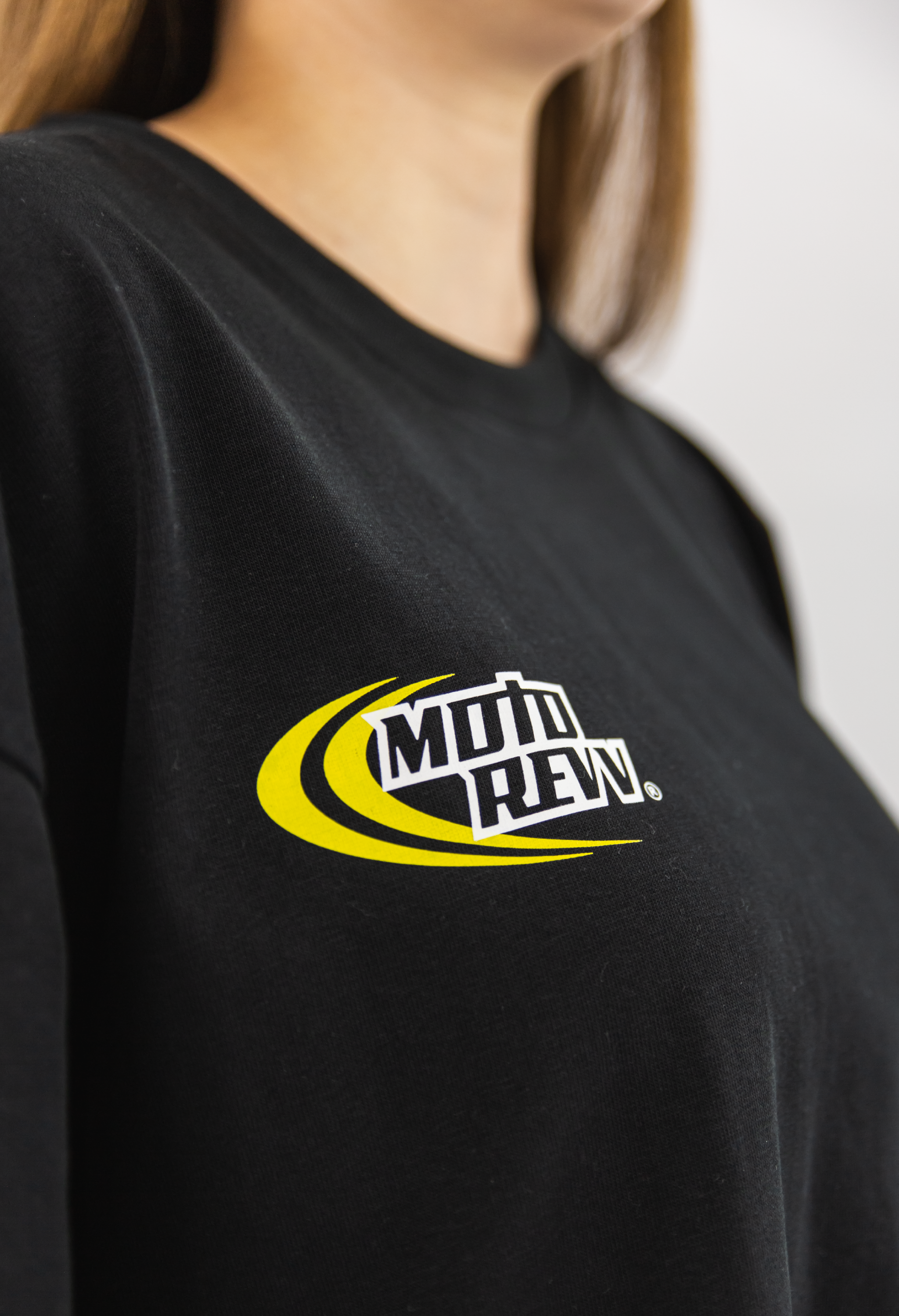 FASTER TEE BLACK