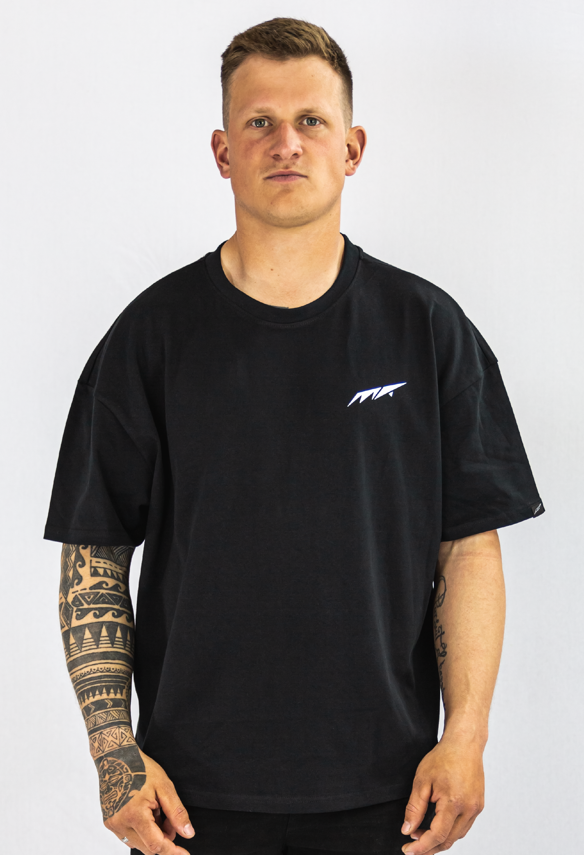 MEMBER TEE BLACK