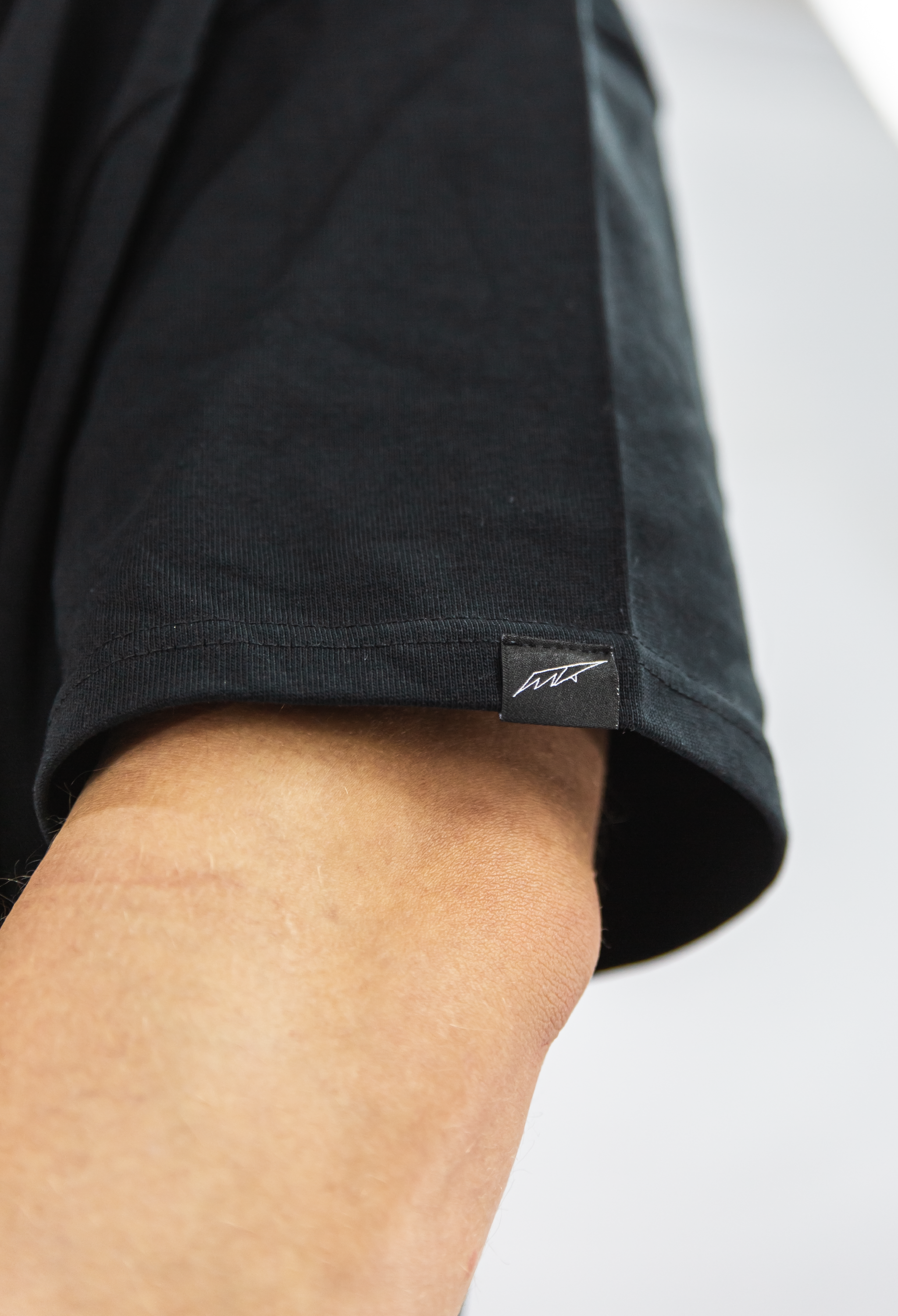 ICON TEE BLACK