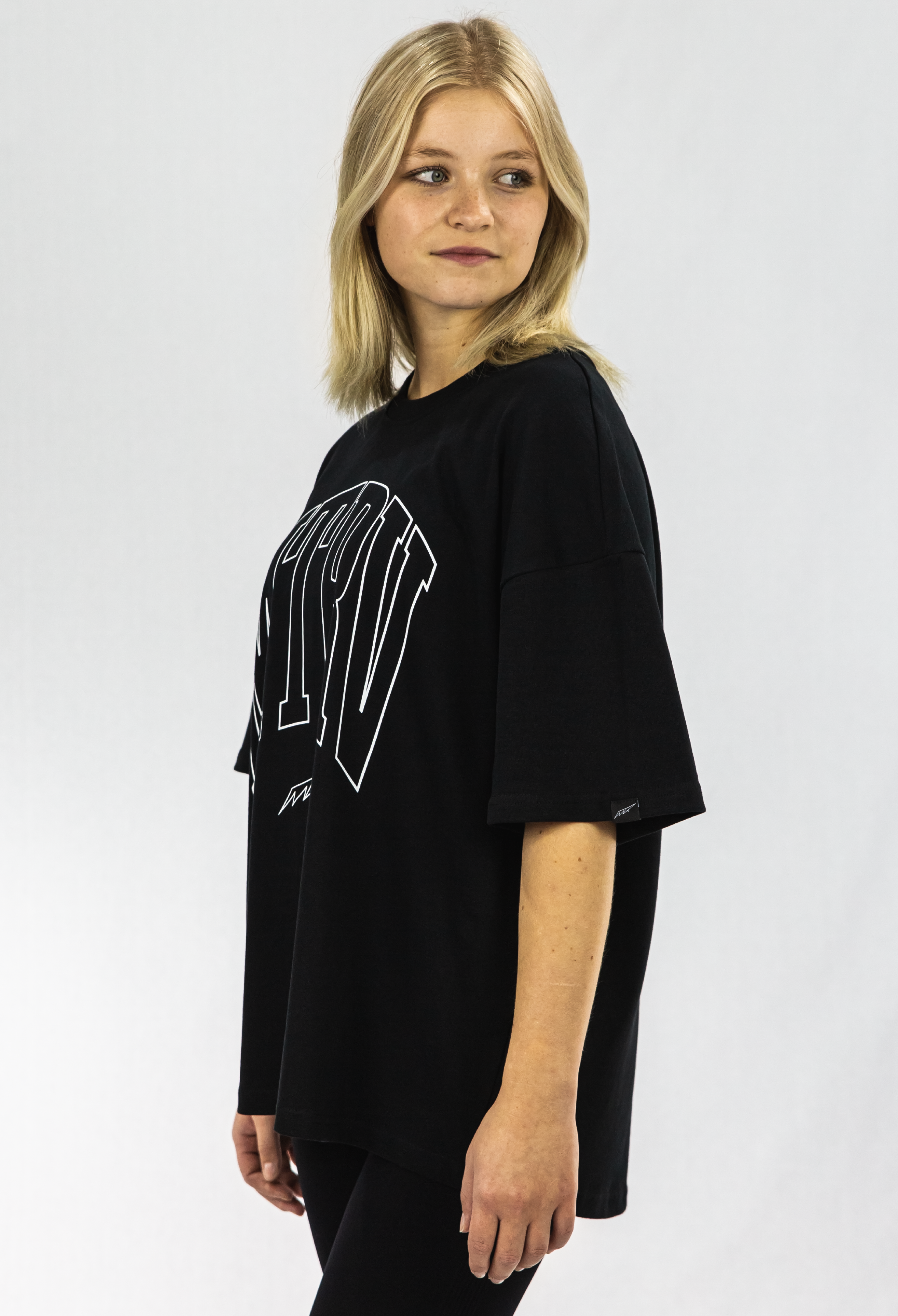 MTRV TEE BLACK