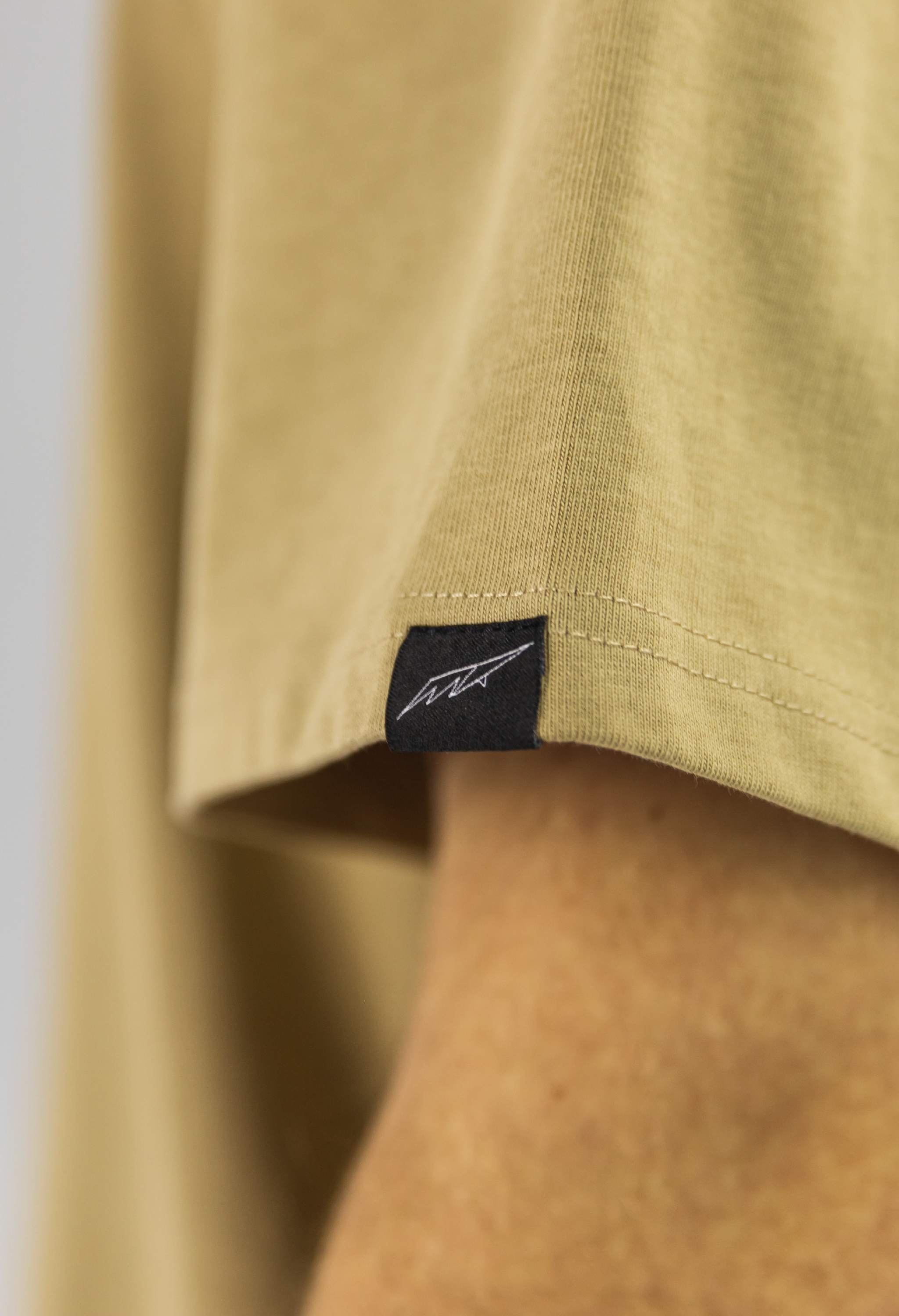 NM2 TEE DESERT